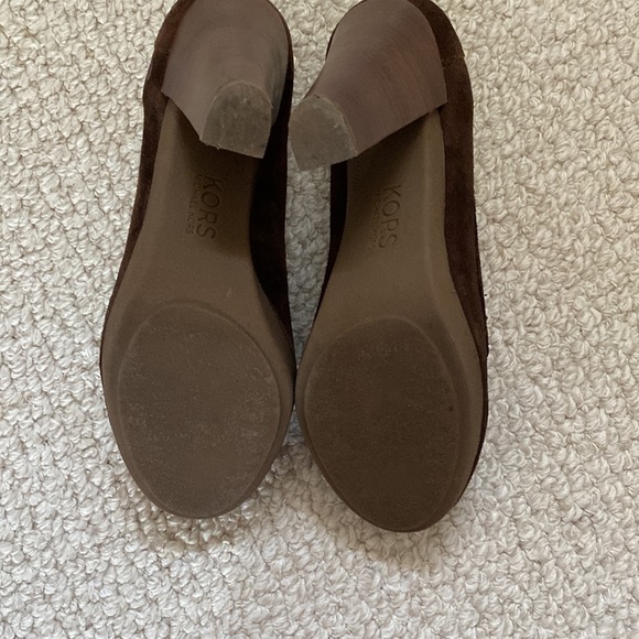 KORS Michael Kors chunky heel brown suede leather lined high heel - Picture 7 of 12